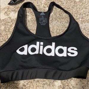 Sports bra